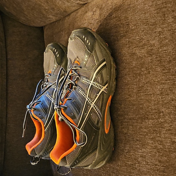 Men's Aasics Gel Venture 3 Running Shoes - Picture 4 of 10